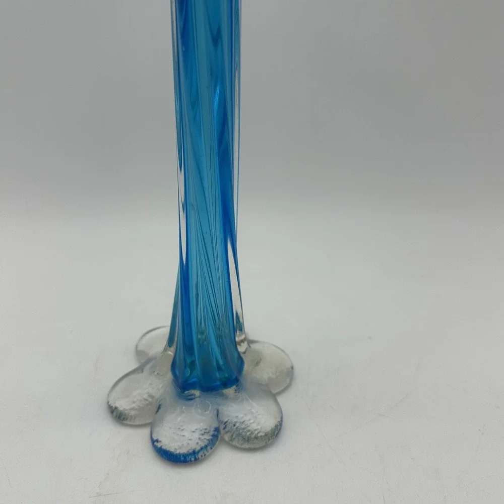 VTG Narrow Twisted Stemmed Flower Vase W/Elephant Foot Blue & ClearArt Glass 11